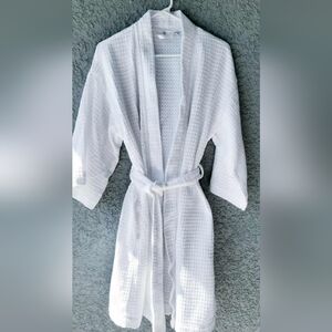 Nordstrom White Waffle Bathrobe 100% Cotton, Made In Turkey